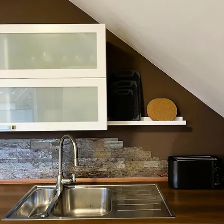 Overnight No6 - Modern Cozy, Loggia, Badewanne Apartamento *