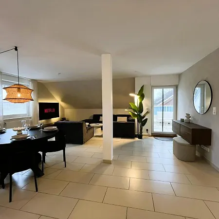 Overnight No6 - Modern Cozy, Loggia, Badewanne Apartamento *