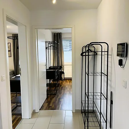 Overnight No6 - Modern Cozy, Loggia, Badewanne *