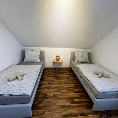 Apartamento Overnight No6 - Modern Cozy, Loggia, Badewanne Hanóver