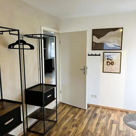 Overnight No6 - Modern Cozy, Loggia, Badewanne * Hanóver