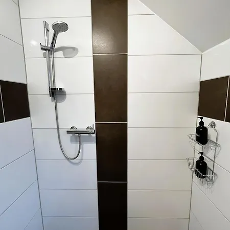 Apartamento Overnight No6 - Modern Cozy, Loggia, Badewanne Hanóver