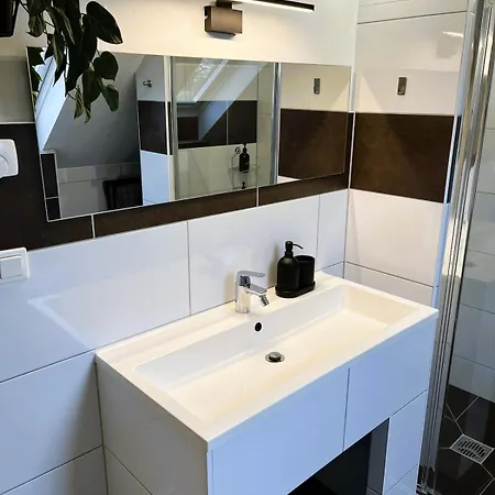 Apartamento Overnight No6 - Modern Cozy, Loggia, Badewanne Hanóver