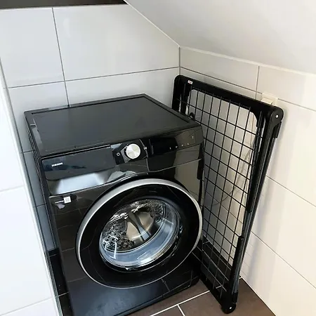Overnight No6 - Modern Cozy, Loggia, Badewanne Hanóver