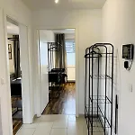 Overnight No6 - Modern Cozy, Loggia, Badewanne *